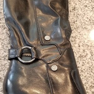 Dana Buchman Black leather boots